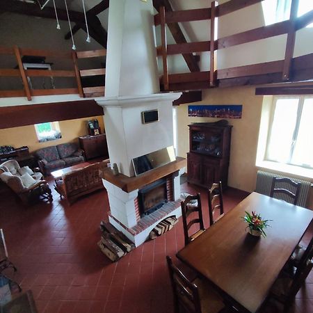 Gite De La Courtaudiere Le Petit-Pressigny Экстерьер фото